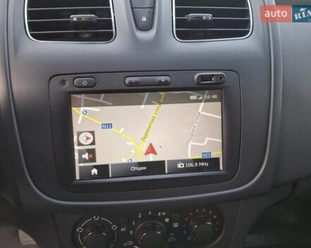 Бежевый Рено Логан, объемом двигателя 1.15 л и пробегом 25 тыс. км за 7499 $, фото 25 на Automoto.ua