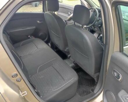 Бежевый Рено Логан, объемом двигателя 1.6 л и пробегом 137 тыс. км за 8500 $, фото 3 на Automoto.ua