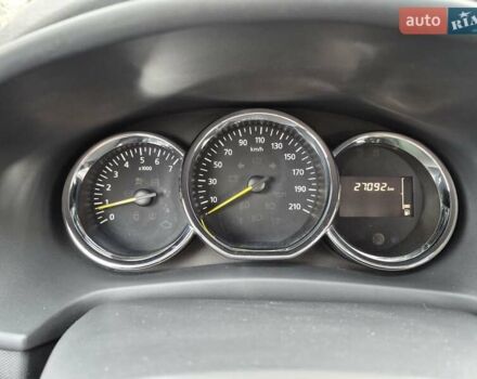 Бежевый Рено Логан, объемом двигателя 1.15 л и пробегом 27 тыс. км за 5600 $, фото 18 на Automoto.ua