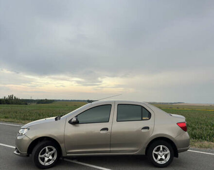 Бежевый Рено Логан, объемом двигателя 1.46 л и пробегом 177 тыс. км за 7000 $, фото 3 на Automoto.ua