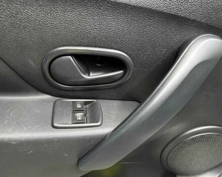 Бежевый Рено Логан, объемом двигателя 1.5 л и пробегом 37 тыс. км за 8200 $, фото 9 на Automoto.ua