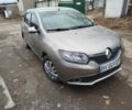 Бежевый Рено Логан, объемом двигателя 1.5 л и пробегом 210 тыс. км за 5250 $, фото 2 на Automoto.ua