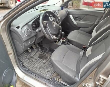 Бежевый Рено Логан, объемом двигателя 1.46 л и пробегом 210 тыс. км за 5250 $, фото 5 на Automoto.ua