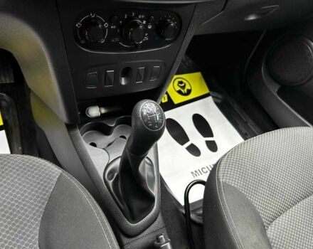 Бежевый Рено Логан, объемом двигателя 1.5 л и пробегом 37 тыс. км за 8200 $, фото 10 на Automoto.ua