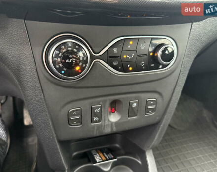 Бежевый Рено Логан, объемом двигателя 1.46 л и пробегом 169 тыс. км за 7700 $, фото 12 на Automoto.ua