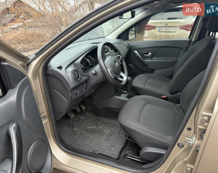 Бежевый Рено Логан, объемом двигателя 1.46 л и пробегом 169 тыс. км за 7700 $, фото 8 на Automoto.ua