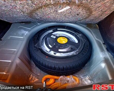 Бежевый Рено Логан, объемом двигателя 1.5 л и пробегом 41 тыс. км за 12100 $, фото 12 на Automoto.ua