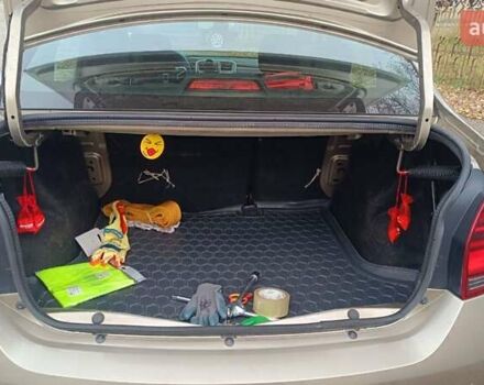 Бежевий Рено Логан, об'ємом двигуна 1.46 л та пробігом 72 тис. км за 12000 $, фото 11 на Automoto.ua