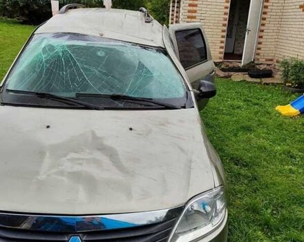 Бежевий Рено Логан, об'ємом двигуна 1.6 л та пробігом 250 тис. км за 2800 $, фото 3 на Automoto.ua