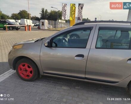 Бежевый Рено Логан, объемом двигателя 1.46 л и пробегом 100 тыс. км за 8300 $, фото 1 на Automoto.ua