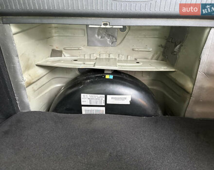 Бежевый Рено Логан, объемом двигателя 1.15 л и пробегом 140 тыс. км за 6500 $, фото 53 на Automoto.ua