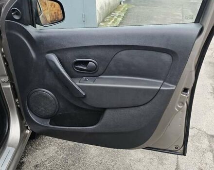 Бежевий Рено Логан, об'ємом двигуна 1.46 л та пробігом 178 тис. км за 3800 $, фото 4 на Automoto.ua