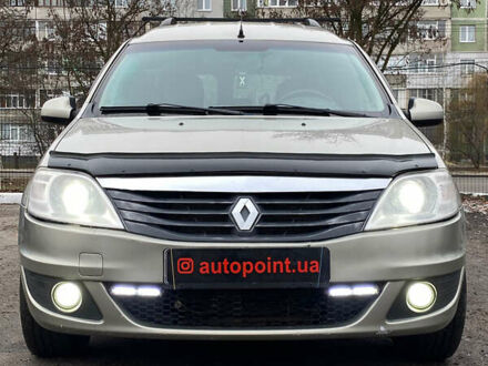 Рено Логан 2010 в Сумах на Automoto.ua Бежевый Рено Логан, объемом двигателя 1.6 л и пробегом 182 тыс. км за 6200 $, фото 1 на Automoto.ua