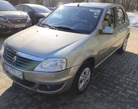 Бежевый Рено Логан, объемом двигателя 0 л и пробегом 126 тыс. км за 3300 $, фото 1 на Automoto.ua