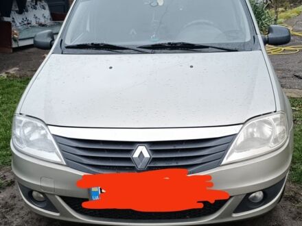 Бежевый Рено Логан, объемом двигателя 1.4 л и пробегом 180 тыс. км за 4600 $, фото 1 на Automoto.ua