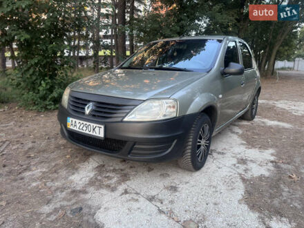 Рено Логан 2011 в Киеве на Automoto.ua Бежевый Рено Логан, объемом двигателя 1.39 л и пробегом 277 тыс. км за 3300 $, фото 1 на Automoto.ua