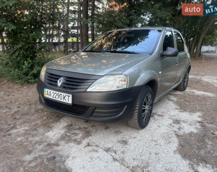 Бежевый Рено Логан, объемом двигателя 1.39 л и пробегом 277 тыс. км за 3300 $, фото 1 на Automoto.ua