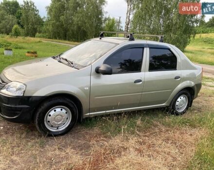 Бежевый Рено Логан, объемом двигателя 1.39 л и пробегом 135 тыс. км за 4400 $, фото 1 на Automoto.ua