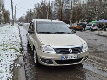 Бежевый Рено Логан, объемом двигателя 1.39 л и пробегом 85 тыс. км за 5250 $, фото 1 на Automoto.ua