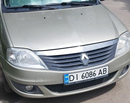 Бежевый Рено Логан, объемом двигателя 1.4 л и пробегом 188 тыс. км за 3997 $, фото 1 на Automoto.ua