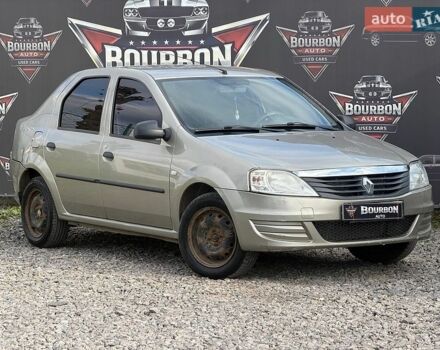 Бежевый Рено Логан, объемом двигателя 1.39 л и пробегом 153 тыс. км за 3490 $, фото 1 на Automoto.ua
