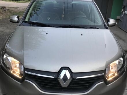 Рено Логан 2013 в Кривом Роге на Automoto.ua Бежевый Рено Логан, объемом двигателя 1.4 л и пробегом 127 тыс. км за 6300 $, фото 1 на Automoto.ua