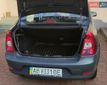 Черный Рено Логан, объемом двигателя 1.39 л и пробегом 173 тыс. км за 4500 $, фото 2 на Automoto.ua