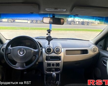 Черный Рено Логан, объемом двигателя 1.6 л и пробегом 235 тыс. км за 3500 $, фото 6 на Automoto.ua