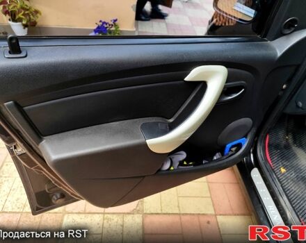 Черный Рено Логан, объемом двигателя 1.6 л и пробегом 159 тыс. км за 4500 $, фото 3 на Automoto.ua