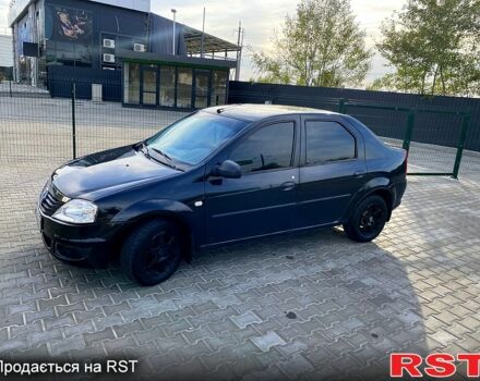 Черный Рено Логан, объемом двигателя 1.6 л и пробегом 235 тыс. км за 3500 $, фото 1 на Automoto.ua