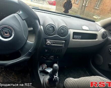 Чорний Рено Логан, об'ємом двигуна 1.4 л та пробігом 220 тис. км за 2100 $, фото 3 на Automoto.ua