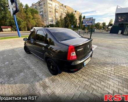 Черный Рено Логан, объемом двигателя 1.6 л и пробегом 235 тыс. км за 3500 $, фото 2 на Automoto.ua