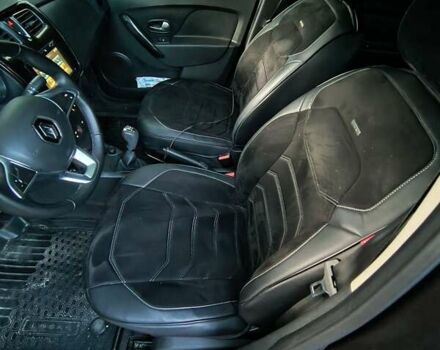 Черный Рено Логан, объемом двигателя 0.9 л и пробегом 52 тыс. км за 12500 $, фото 9 на Automoto.ua