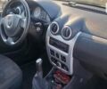 Черный Рено Логан, объемом двигателя 1.5 л и пробегом 166 тыс. км за 5500 $, фото 6 на Automoto.ua