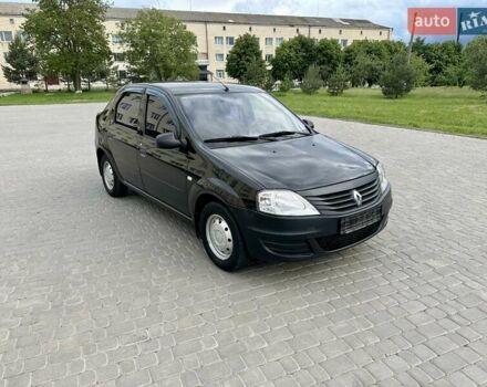 Черный Рено Логан, объемом двигателя 1.4 л и пробегом 115 тыс. км за 4597 $, фото 1 на Automoto.ua