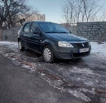 Черный Рено Логан, объемом двигателя 1.4 л и пробегом 302 тыс. км за 3800 $, фото 1 на Automoto.ua