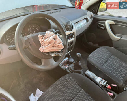 Коричневый Рено Логан, объемом двигателя 0 л и пробегом 160 тыс. км за 2700 $, фото 1 на Automoto.ua