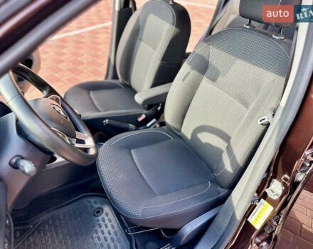 Коричневый Рено Логан, объемом двигателя 1.46 л и пробегом 40 тыс. км за 9555 $, фото 23 на Automoto.ua