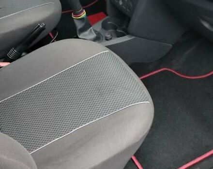 Коричневый Рено Логан, объемом двигателя 1.5 л и пробегом 150 тыс. км за 7900 $, фото 8 на Automoto.ua