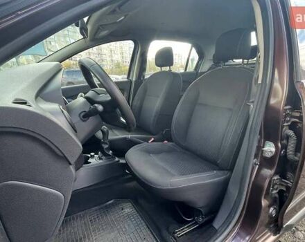 Рено Логан 2017 у Києві на Automoto.ua Коричневий Рено Логан, об'ємом двигуна 1.15 л та пробігом 91 тис. км за 7490 $, фото 8 на Automoto.ua