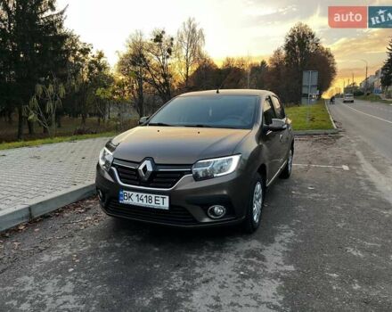 Коричневый Рено Логан, объемом двигателя 1.5 л и пробегом 145 тыс. км за 10500 $, фото 1 на Automoto.ua