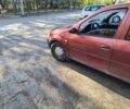 Красный Рено Логан, объемом двигателя 1.4 л и пробегом 545 тыс. км за 2717 $, фото 1 на Automoto.ua