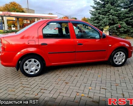 Красный Рено Логан, объемом двигателя 1.4 л и пробегом 130 тыс. км за 6450 $, фото 4 на Automoto.ua