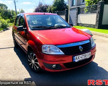 Красный Рено Логан, объемом двигателя 1.4 л и пробегом 189 тыс. км за 3850 $, фото 1 на Automoto.ua