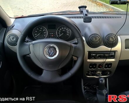 Красный Рено Логан, объемом двигателя 1.4 л и пробегом 130 тыс. км за 6450 $, фото 7 на Automoto.ua