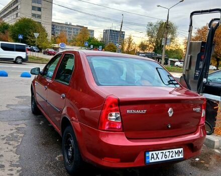 Червоний Рено Логан, об'ємом двигуна 1.4 л та пробігом 116 тис. км за 3900 $, фото 1 на Automoto.ua