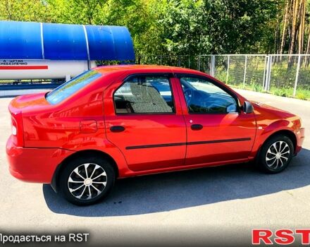 Красный Рено Логан, объемом двигателя 1.4 л и пробегом 189 тыс. км за 3850 $, фото 3 на Automoto.ua