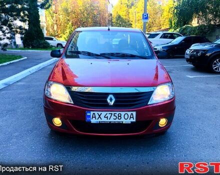 Красный Рено Логан, объемом двигателя 1.4 л и пробегом 189 тыс. км за 3850 $, фото 4 на Automoto.ua