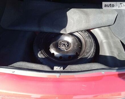 Красный Рено Логан, объемом двигателя 1.4 л и пробегом 120 тыс. км за 6000 $, фото 18 на Automoto.ua