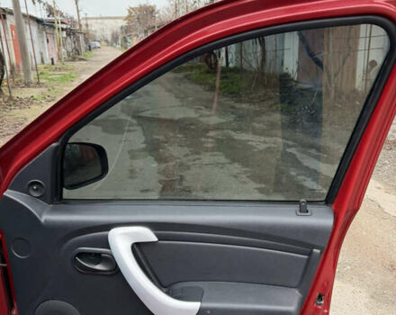 Красный Рено Логан, объемом двигателя 1.39 л и пробегом 73 тыс. км за 5300 $, фото 11 на Automoto.ua